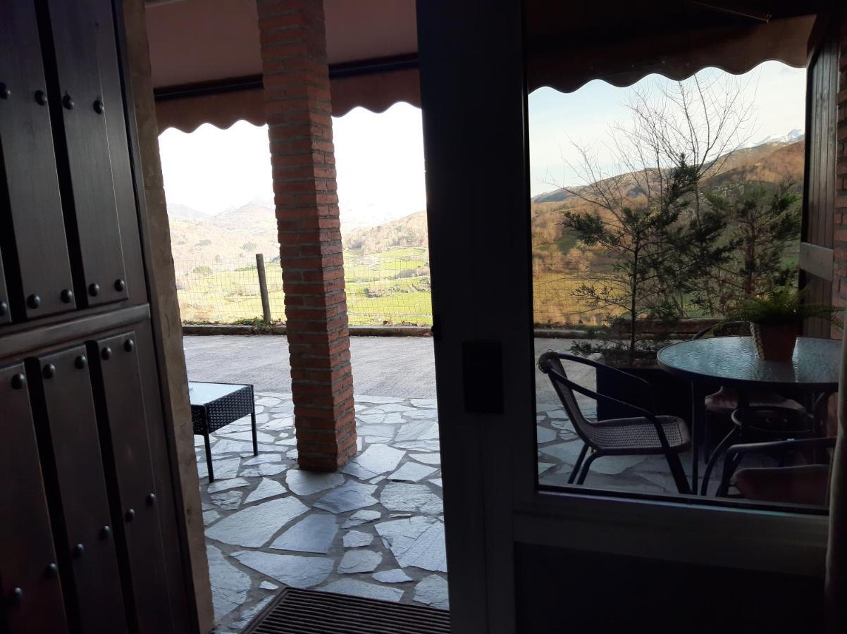 Apartamentos El Llanin Onís Esterno foto