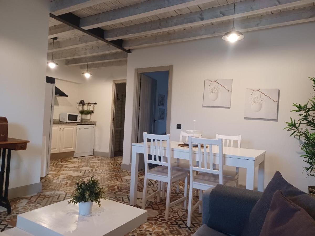 Apartamentos El Llanin Onís Esterno foto