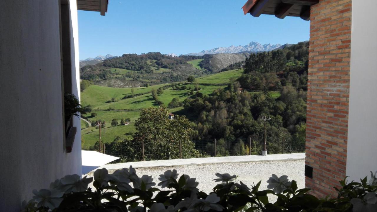 Apartamentos El Llanin Onís Esterno foto